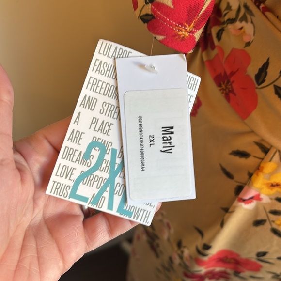 Lularoe Marly Floral Print Short Sleeve Tie Waist Midi Dress Tan Red Cream NWT - Picture 10 of 12